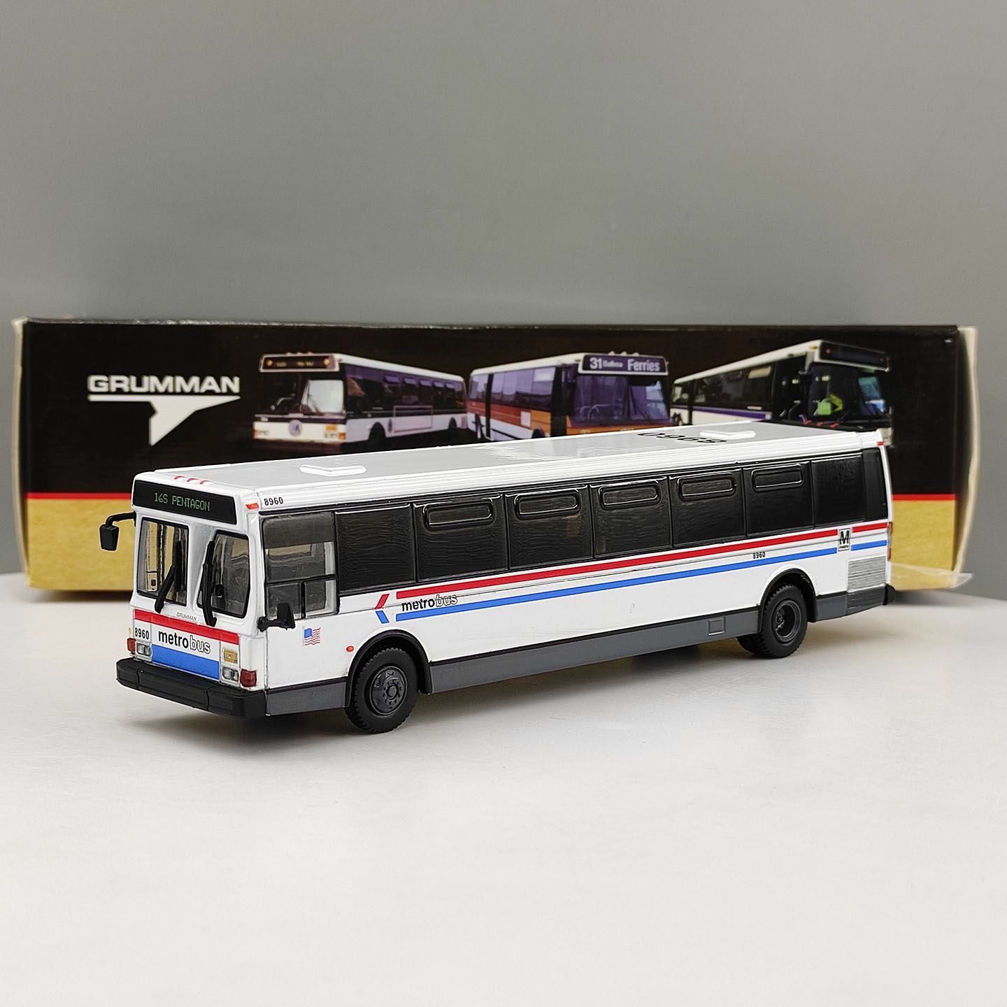 โมเดลรถบัสวินเทจ Diecast IR ขน - Vintage Collectible Cars บทวิจารณ์และราคา